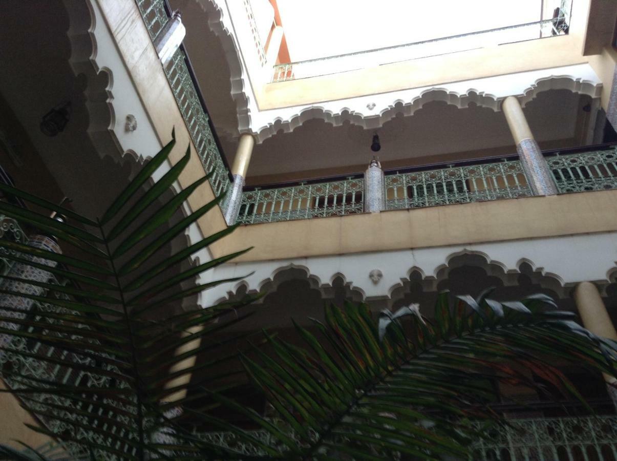 Hotel Faouzi Marrakesch Exterior foto
